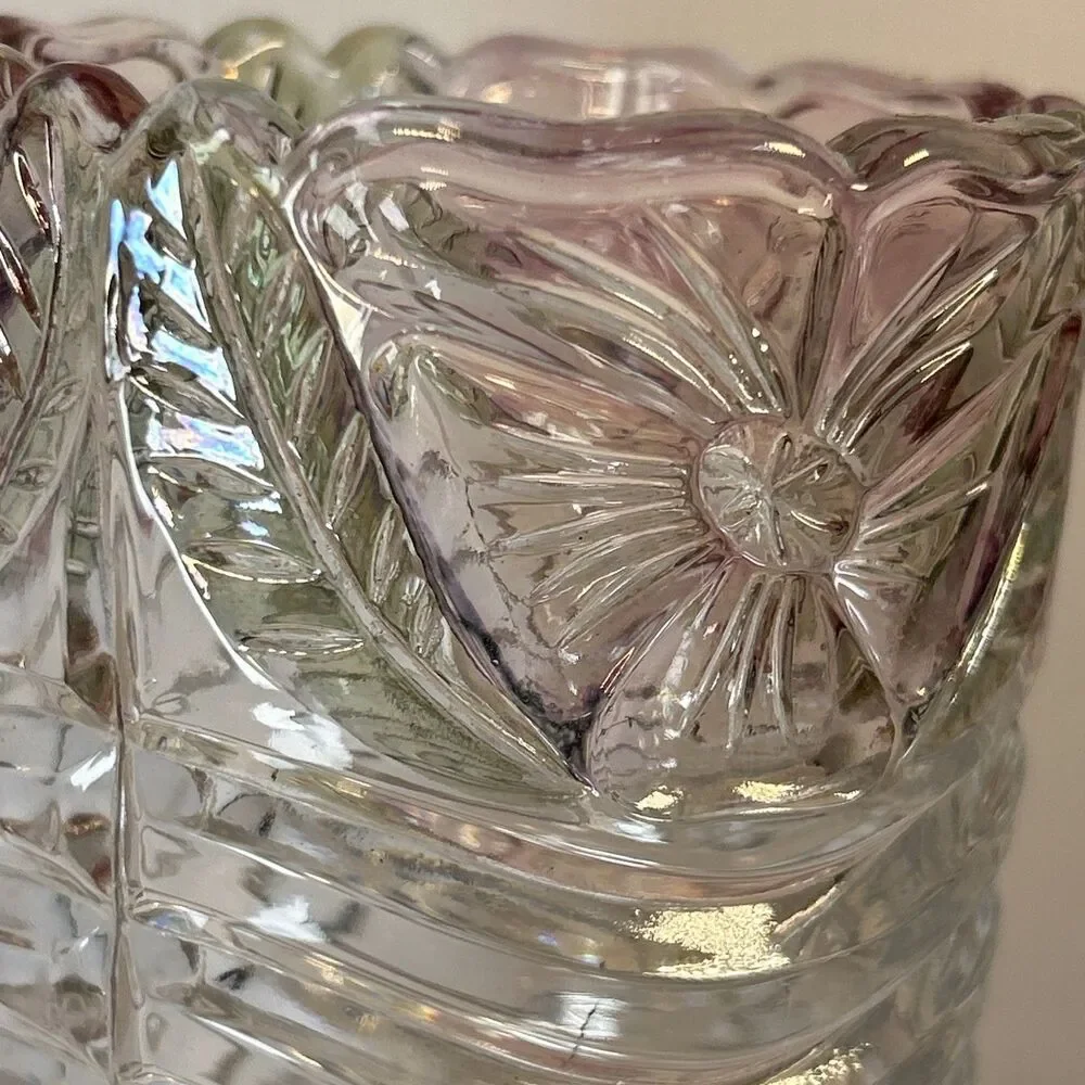 Beautiful Clear Glass Vase With Raised Pink Rose & Leaf Design 7